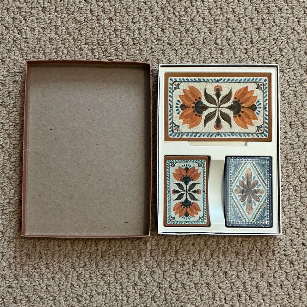 Vintage Hallmark Tan BridgeSet in Gift Box 2 decks of cards and score book